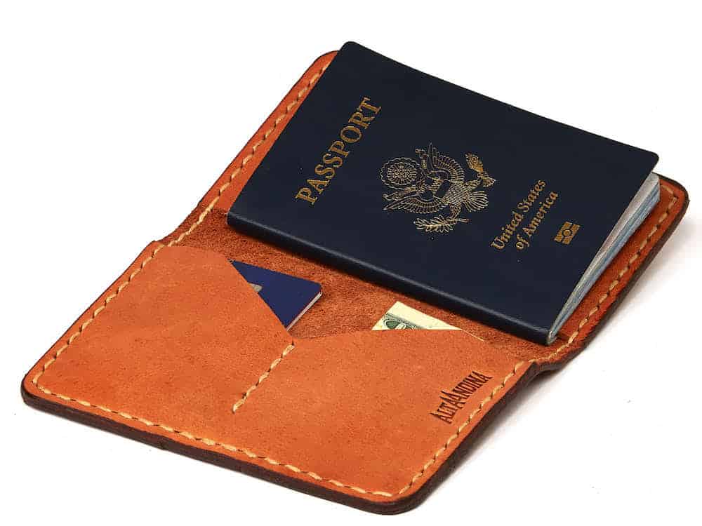 Leather Passport Holder (Natural) - Alta Andina